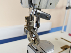 Колонковая швейная машина A - 810D (ПРЯМОЙ ПРИВОД)