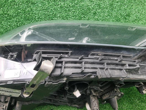 Фара правая BMW 5er G30 (2017-2020) LED