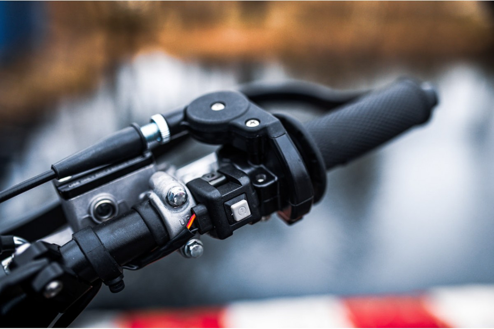 Мотоцикл JHLofr ZR8i EFI NC300S (182-MN)