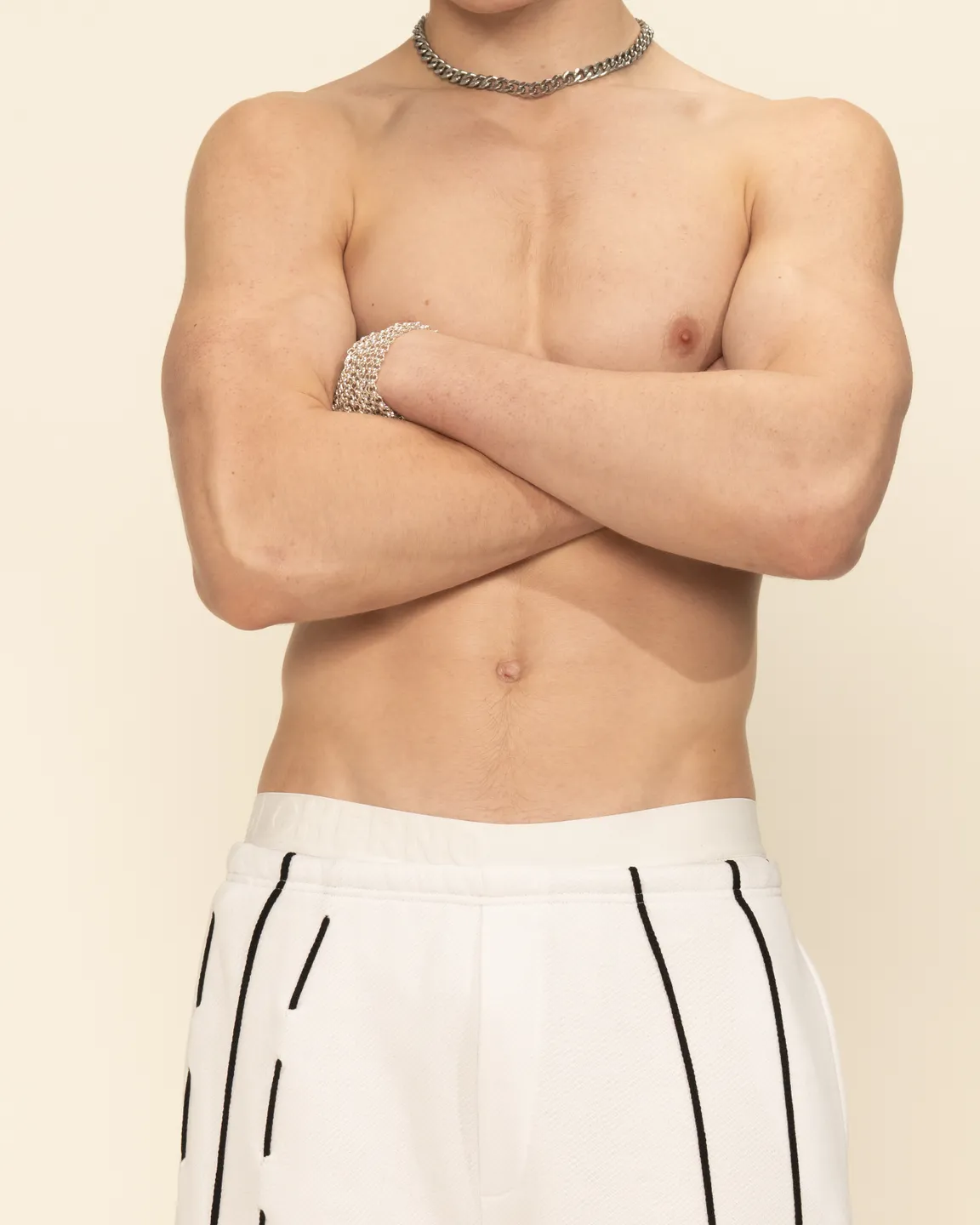 Молочные брюки 