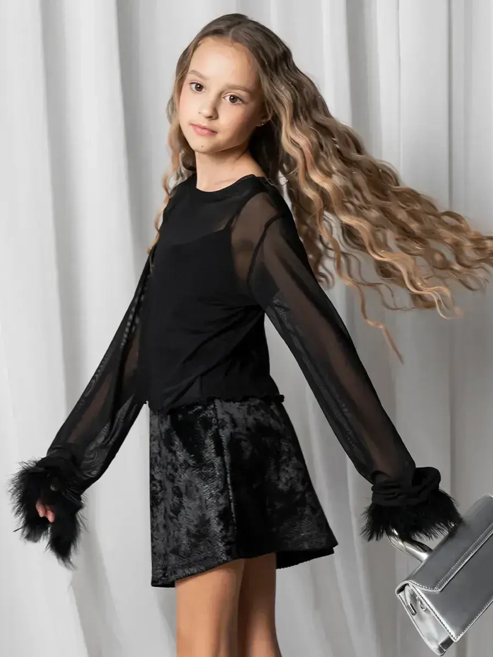 Юбка для девочки черная блестящая