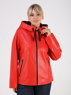 Кожаная куртка демисезонная с капюшоном короткая