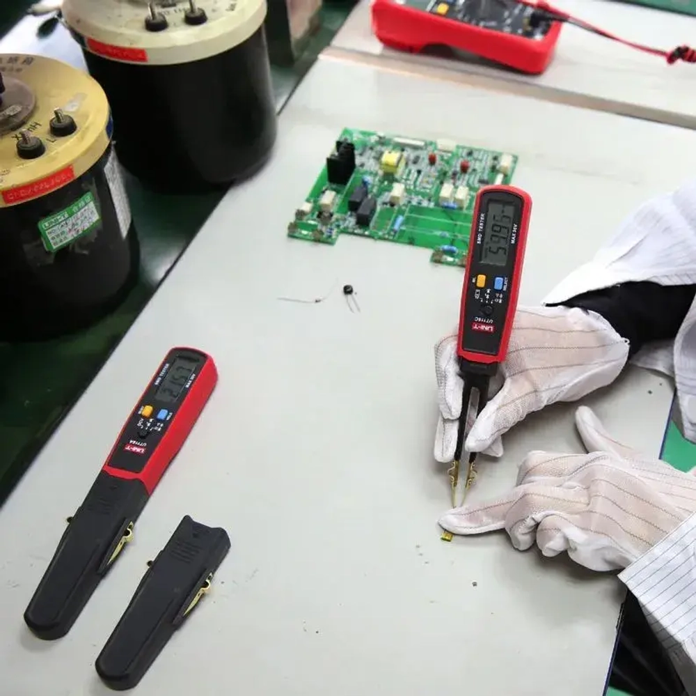 Мультиметр UT116C UNI-T светодиоды полупроводники резисторы емкости тестер SMD компонентов тест батареек