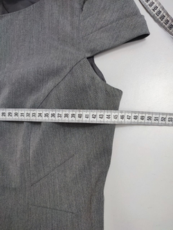 Платье Oodji серое 42 размер