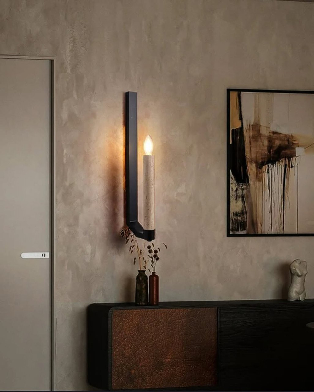 Классический настенный светильник с дизайном под свечу✨