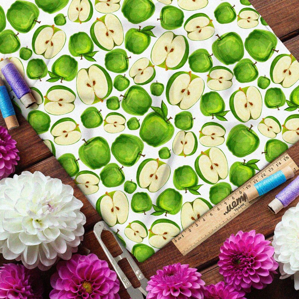 Ткань оксфорд 600 сочные зелёные яблоки на белом фоне