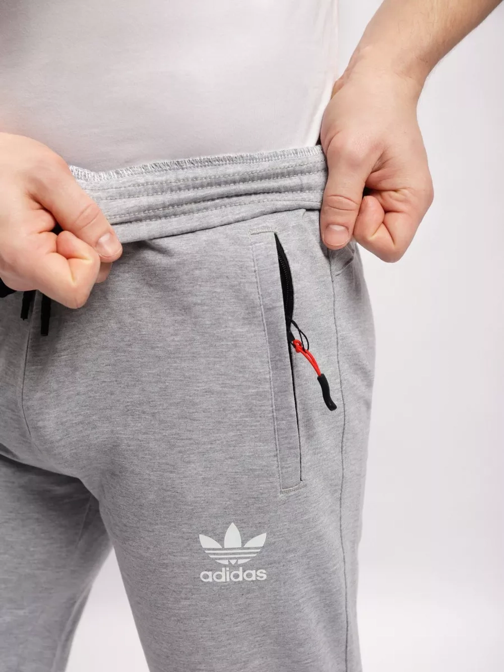 Брюки спортивные джоггеры с манжетами Adidas