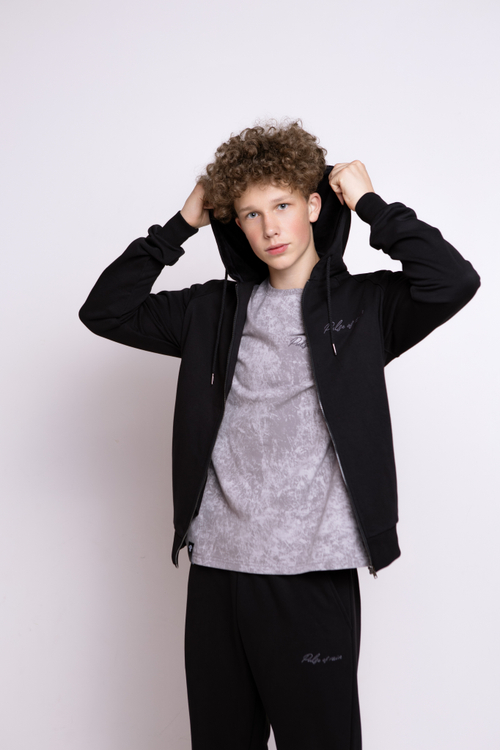 Толстовка на молнии с капюшоном