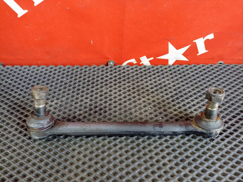 Стойка переднего стабилизатора