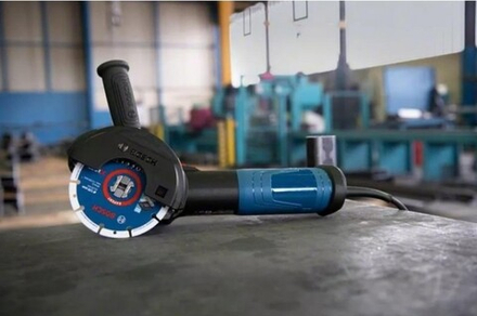 Угловая шлифмашина сетевая BOSCH GWX 14-125 S X-LOCK 06017D2100