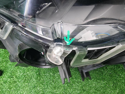 Фара правая Toyota RAV4 5 XA50 (2018-н.в.) LED