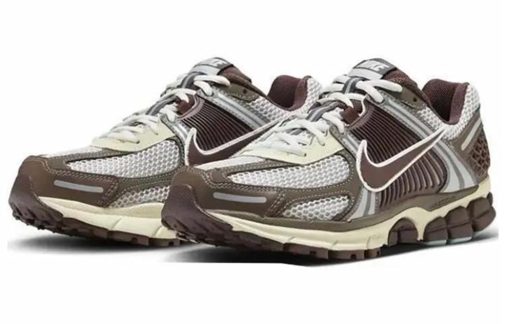 Кроссовки Nike Air Zoom Vomero 5 (Женская размерная сетка)