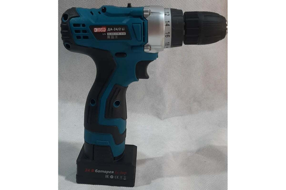 Дрель-шуруповерт ЭНЕРГОПРОМ Home Master красный квадрат ДА-24/2Li 00-00014383