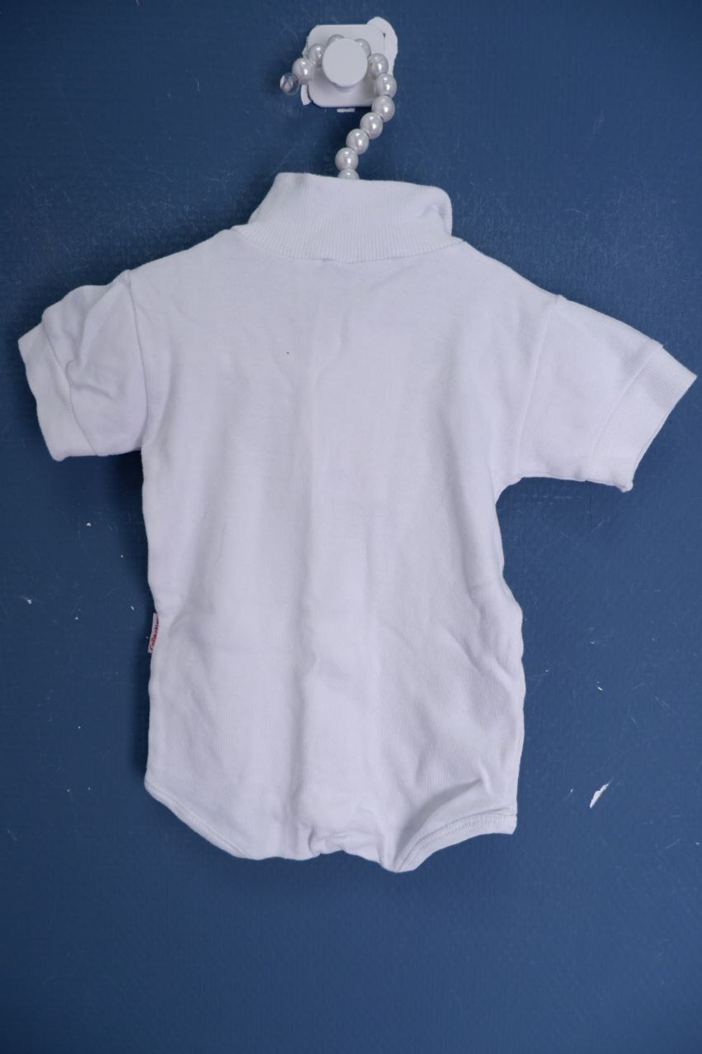 Боди белое на 6 месяцев