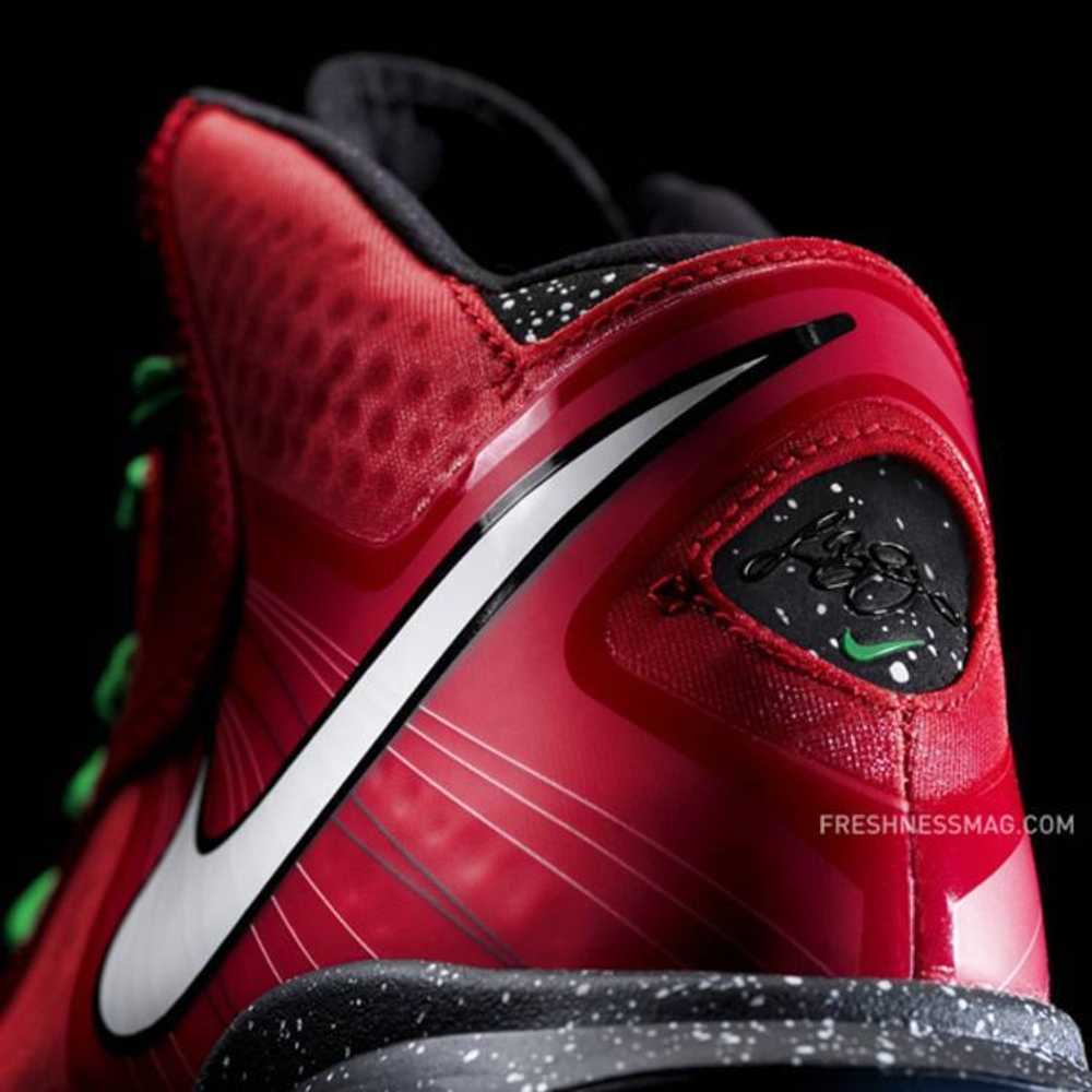 Кроссовки Nike Lebron 8 V2 Christmas