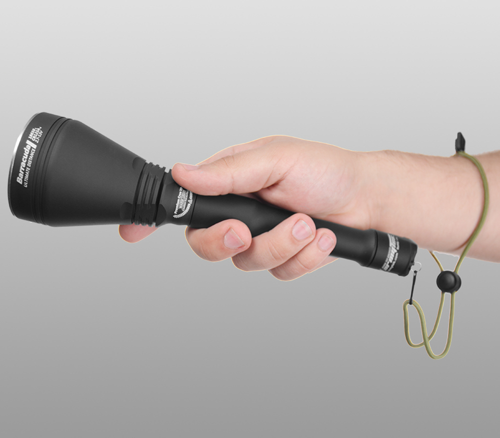 Фонарь светодиодный поисковой Armytek Barracuda v2, 1260 лм, теплый свет, аккумулятор