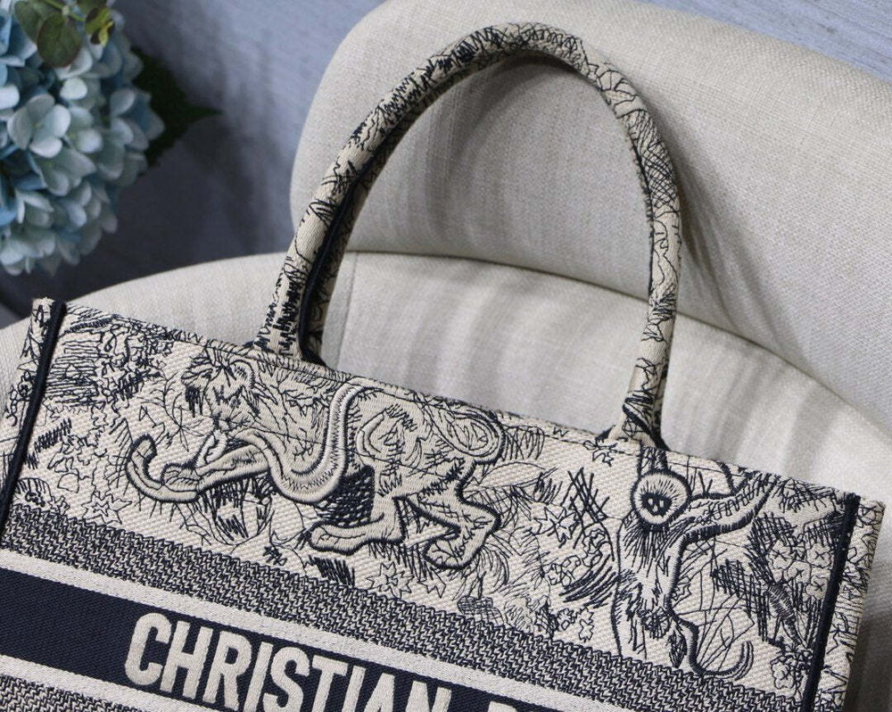 Christian Dior Book Tote 36 cm