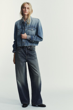 ZARA ДЖИНСЫ TRF СО СРЕДНЕЙ ПОСАДКОЙ И ОТВЕРНУТЫМ ПОЯСОМ, СИНИЙ