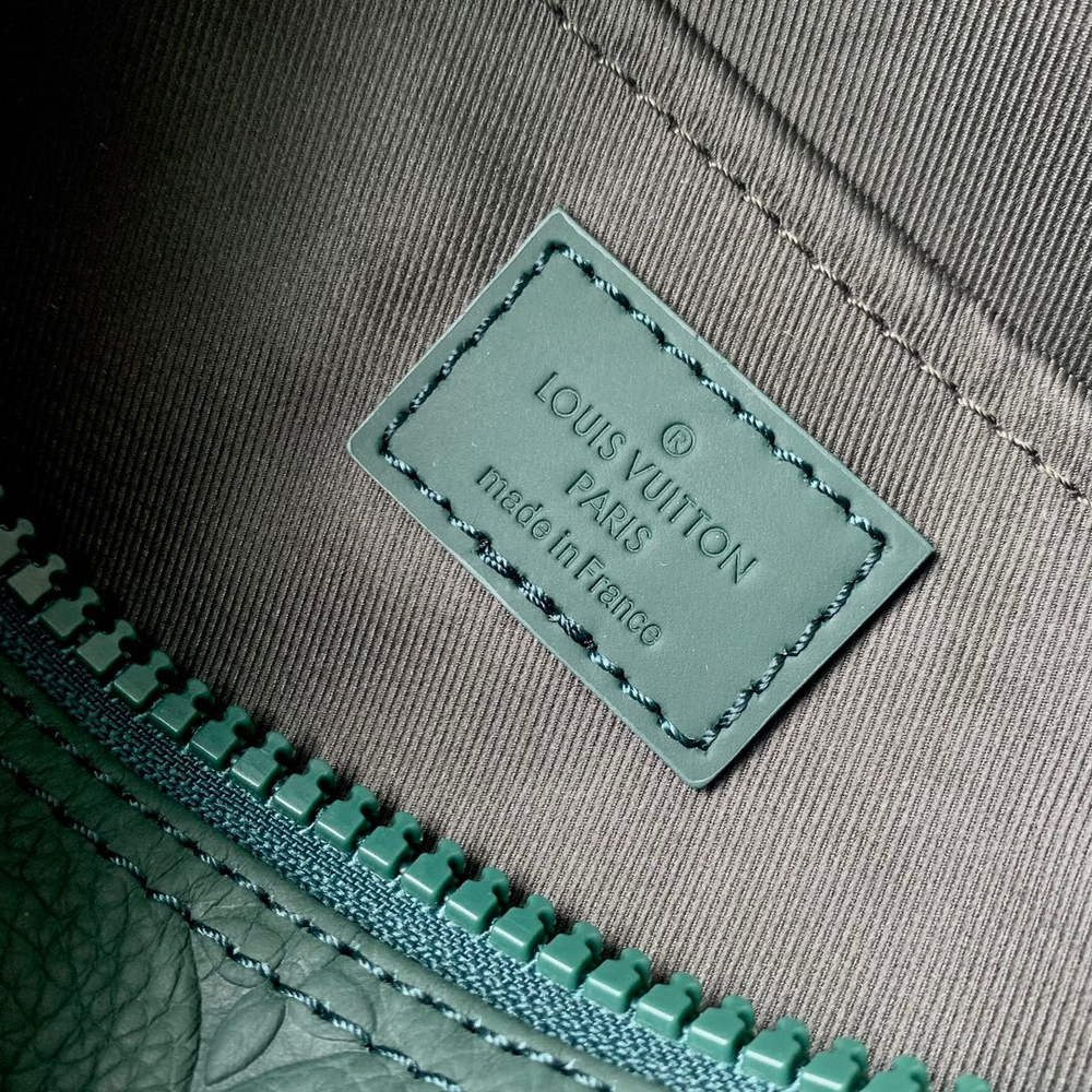 Louis Vuitton Keepall 25