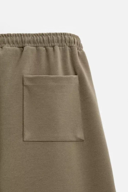 ZARA БРЮКИ-ДЖОГГЕРЫ КОМФОРТНОЙ ПОСАДКИ ИЗ ВЫСОКОТЕХНОЛОГИЧНОЙ ТКАНИ, ТЕМНЫЙ ХАКИ