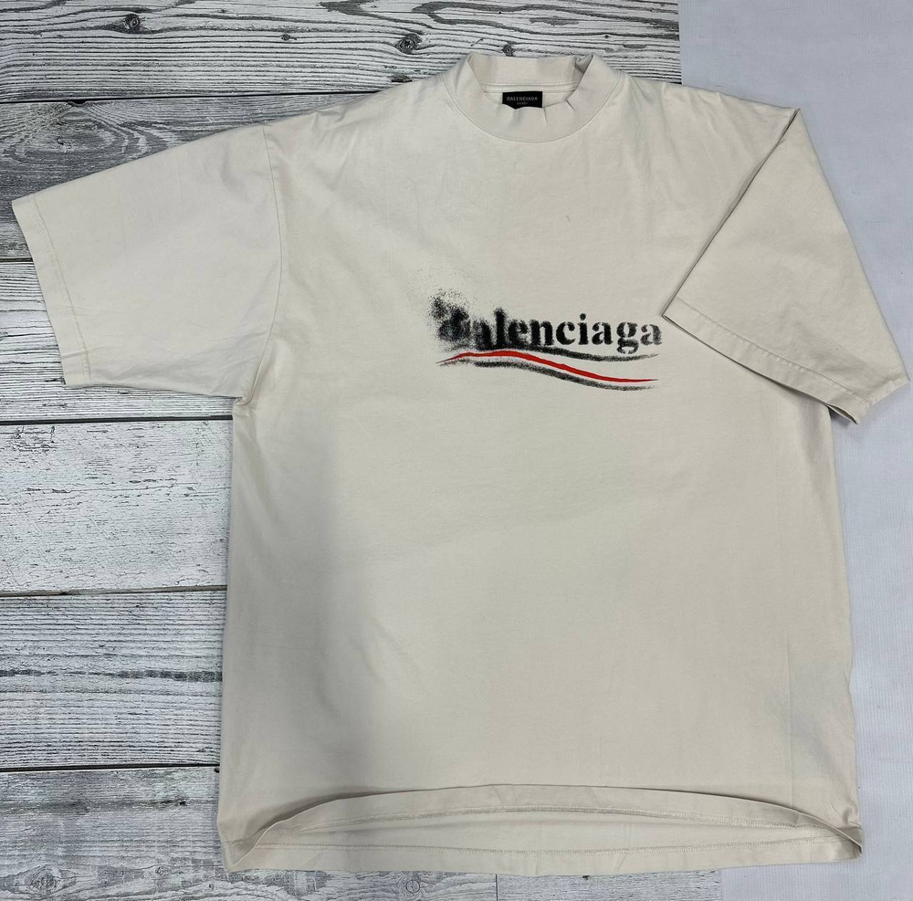 Футболка Balenciaga