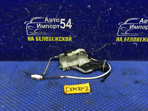 Замок двери передней левой TOYOTA IPSUM 1997