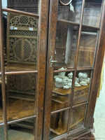 Угловая витрина