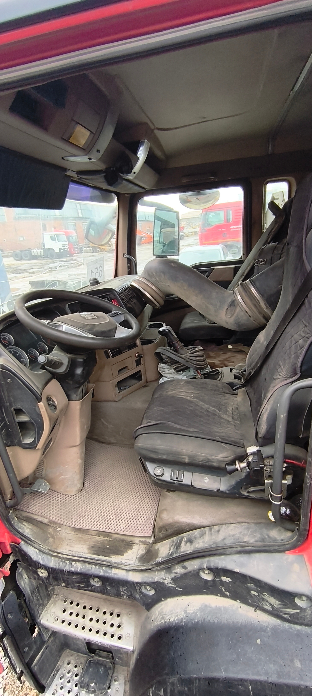 Howo T5G 8x4 Самосвал ZZ3317V386GE1 (Дизельный, 10,5 л, 440 л.с., МТ)