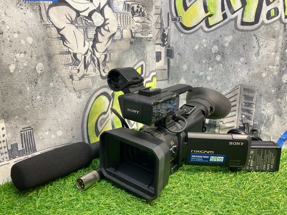 Sony HXR-NX70P