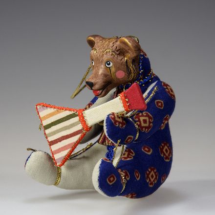 Ёлочная игрушка Медвежонок с балалайкой