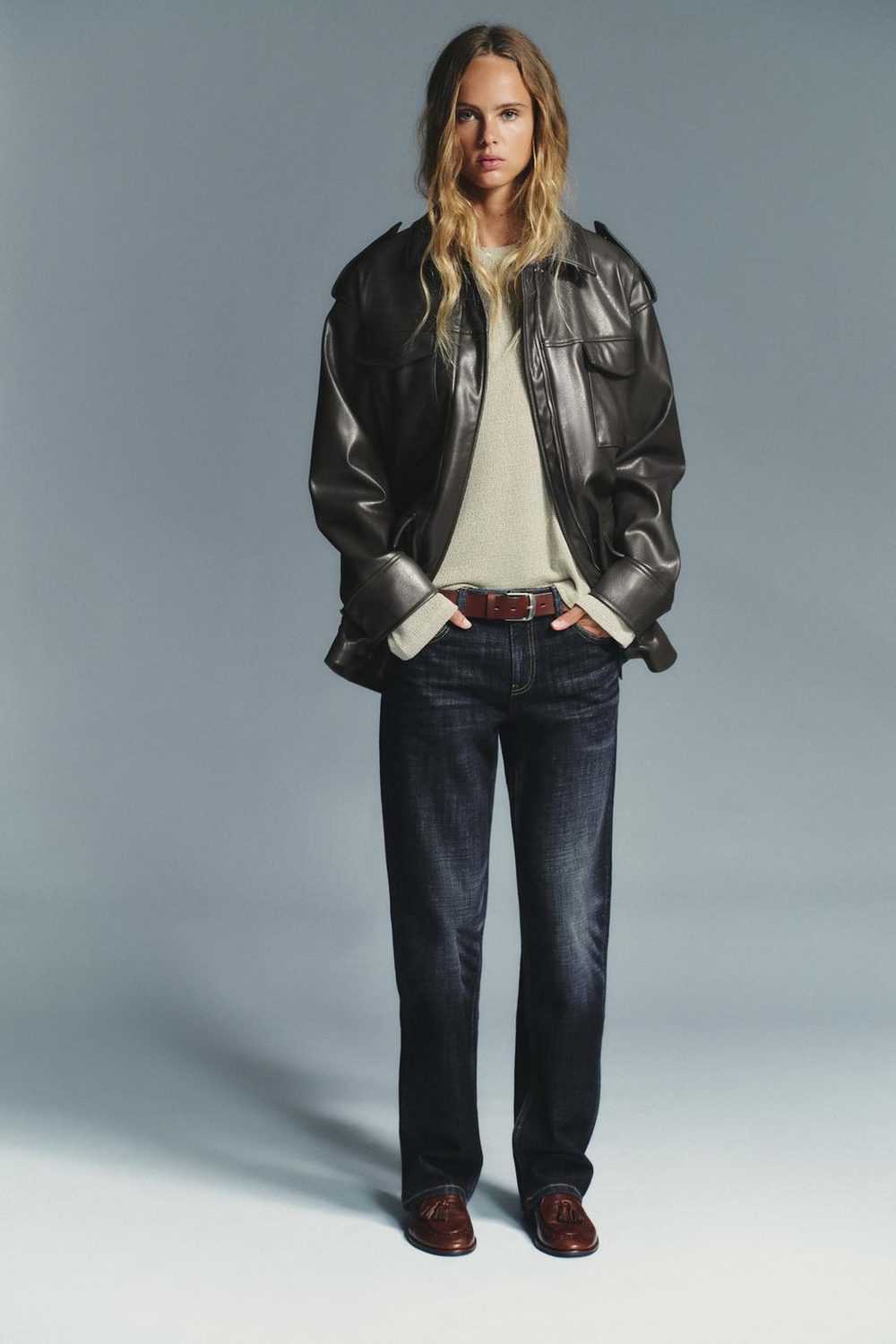 ZARA КУРТКА ИЗ ИСКУССТВЕННОЙ КОЖИ С КАРМАНАМИ, ЗЕЛЕНЫЙ МЕЛАНЖ