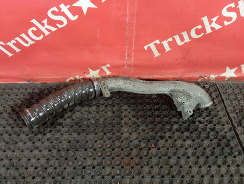 Патрубок интеркулера