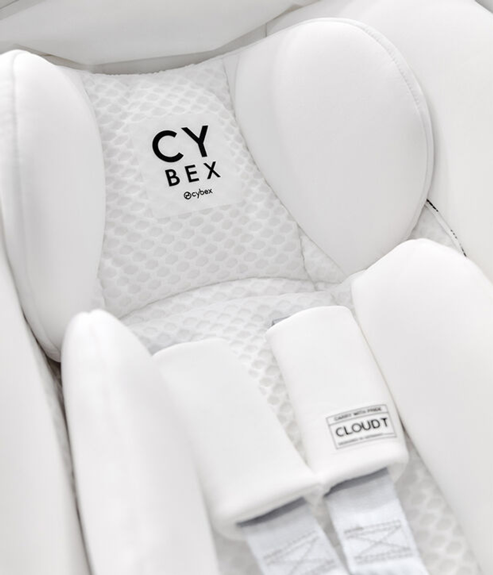 Коляска Cybex Coya Cloud T i-Size FE Urban Mobility White