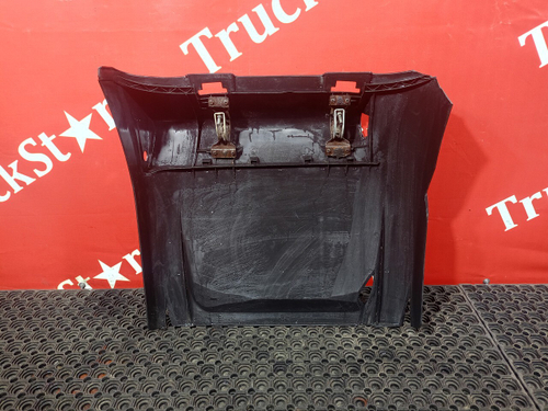 крыло заднее левое передняя часть