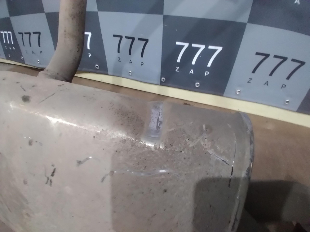 Глушитель задняя часть Toyota C-HR 16-23 Б/У Оригинал 174300Y150