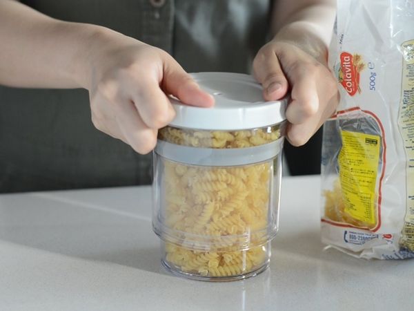 Телескопическаий контейнер для хранения продуктов Botto The Adjustable Container