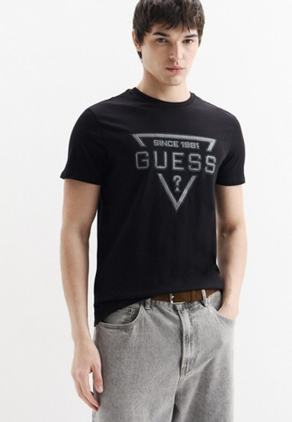 Футболка мужская GUESS