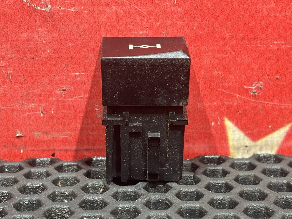 Кнопка блокировки дифференциала