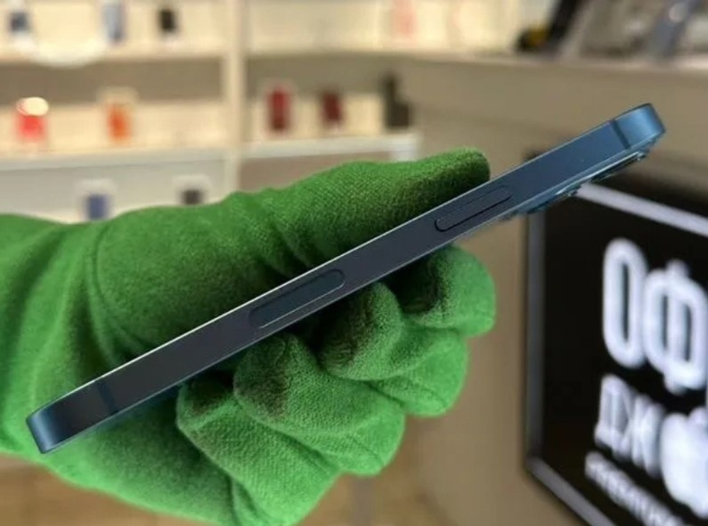 iPhone 13, 128 ГБ б/у