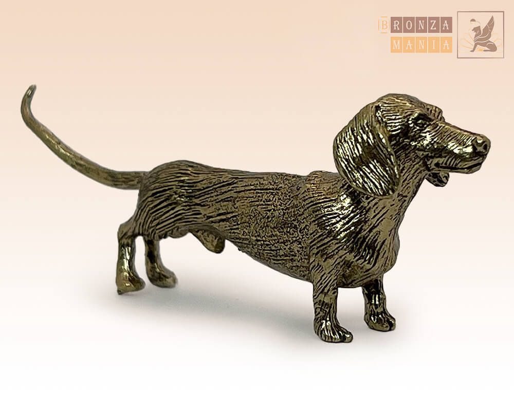 фигурка Собака Такса длинная