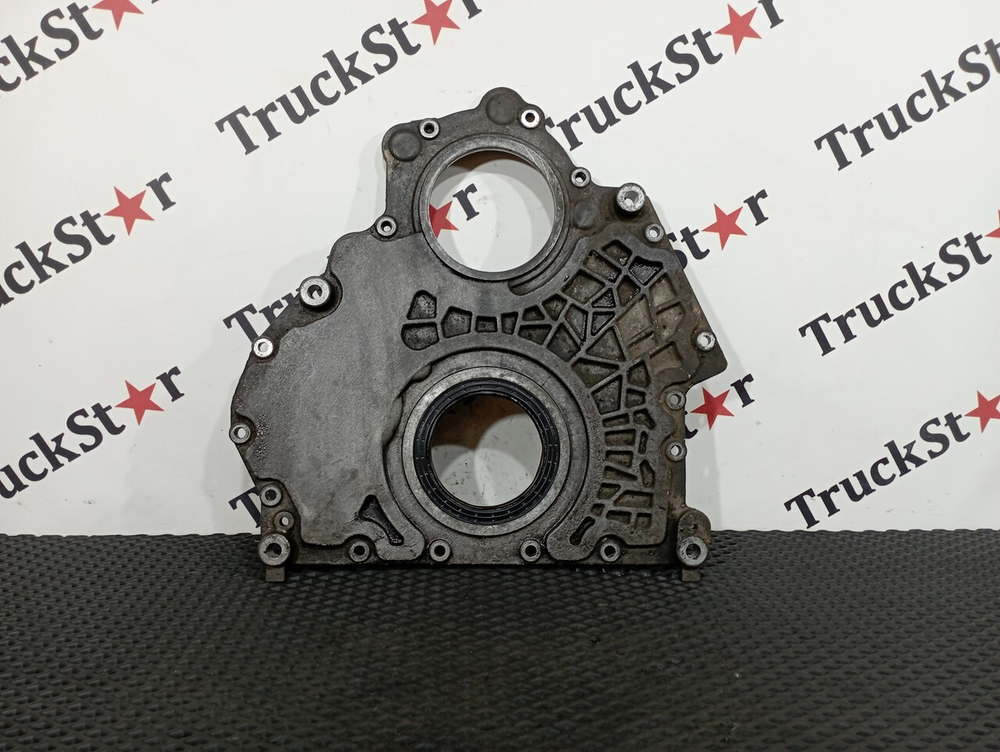 Крышка плиты двигателя