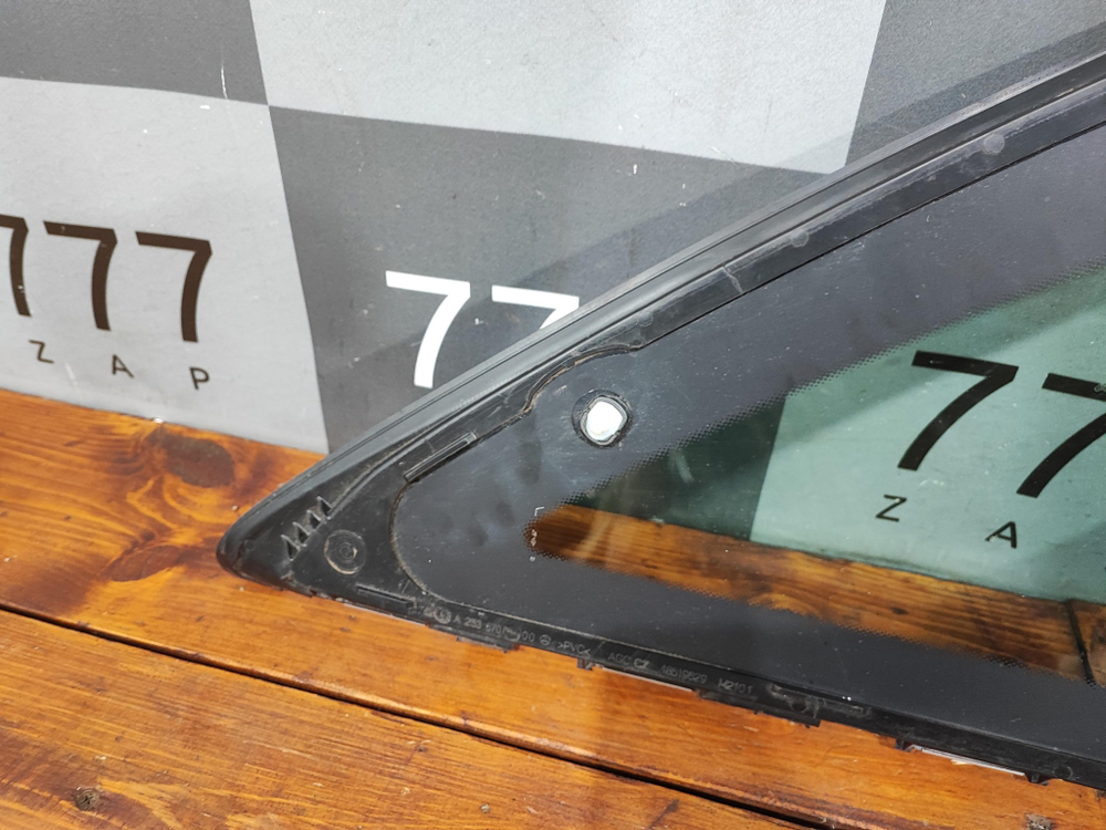 Стекло заднее левое Mercedes GLC (X253) 15-22 Б/У Оригинал A2536702300