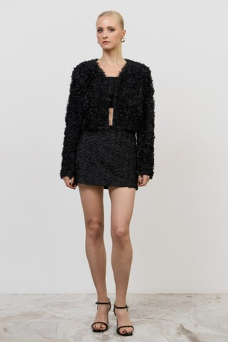 Укороченный жакет-шубка