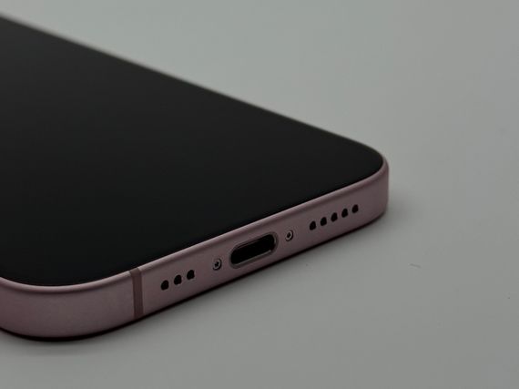 iPhone 15 128Gb Pink