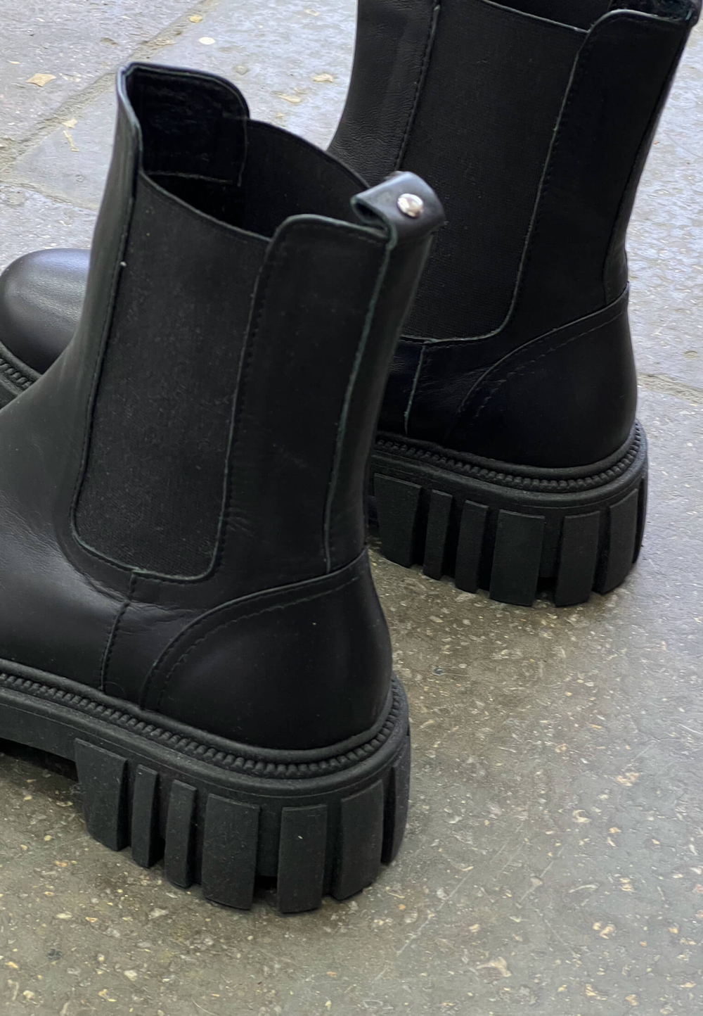 Ботинки // Lily // Black