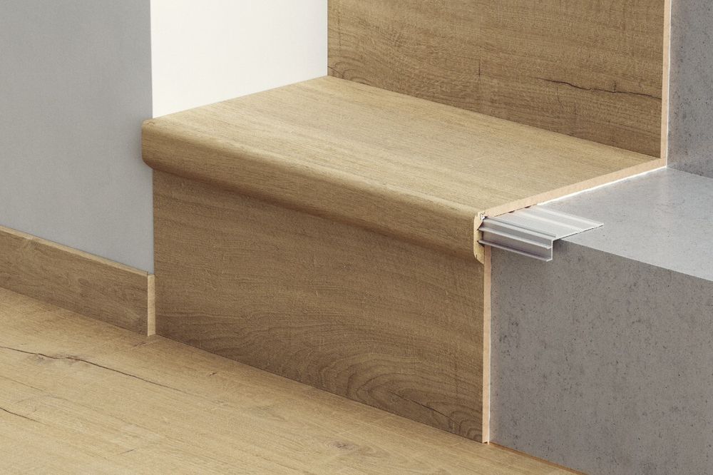 Вспомогательный алюминиевый профиль Incizo для лестниц, 2,15 м