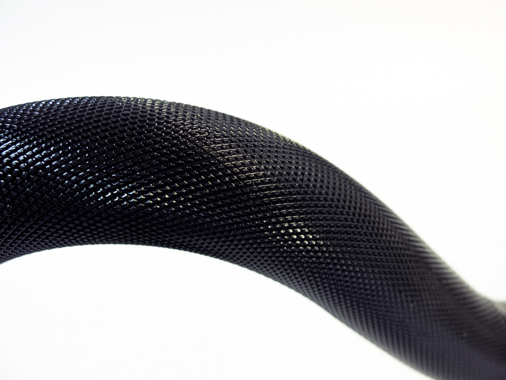 Гриф олимпийский сильноизогнутый черный 47" REBEL с замками