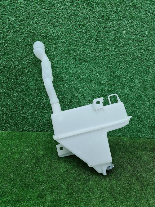 Бачок омывателя Mazda 3 BP (2018-н.в.)