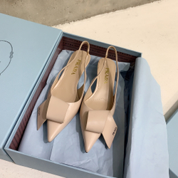 Prada Pumps