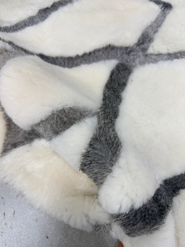 Ковер шкура натуральная овчина меховой